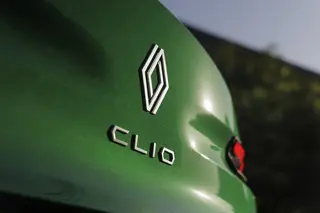 auto.pub Renault Clio full hybrid E-Tech 20.02.26
