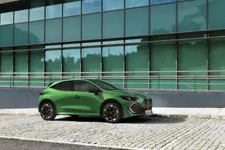 auto.pub Renault Clio full hybrid E-Tech 20.02.26