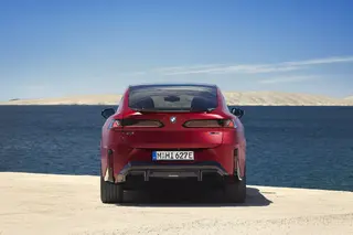 BMW iX4