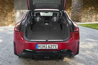 BMW iX4
