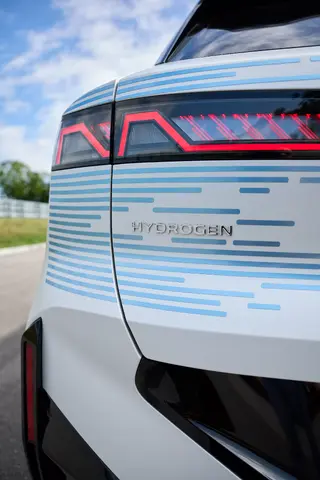 BMW iX5 Hydrogen