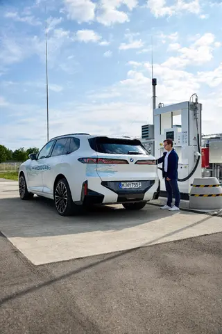 BMW iX5 Hydrogen