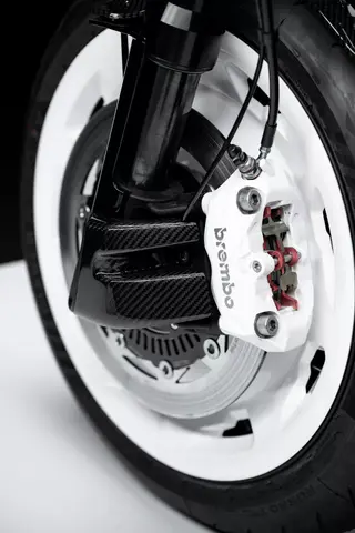 Brabus Urban E Fragment Edition