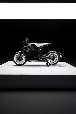 Brabus Urban E Fragment Edition