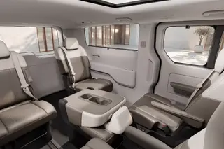 Kia PV7