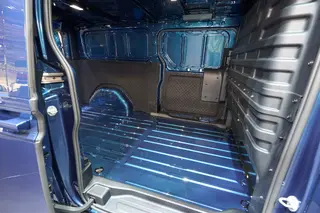 Kia PV7