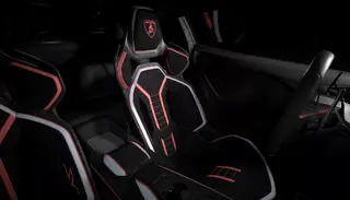 Lamborghini Revuelto SV
