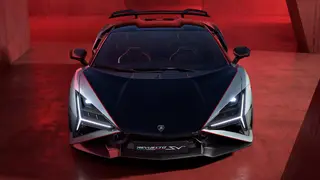 Lamborghini Revuelto SV