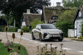 Lexus ES