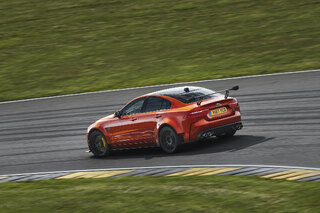 Jaguar XE SVR Project 8 (Foto: Jaguar)