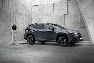 Lexus NX 450h+ (Foto: Lexus)