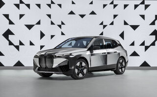 BMW iX Flow Featuring E Ink (Foto: BMW)