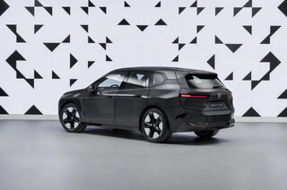 BMW iX Flow Featuring E Ink (Foto: BMW)