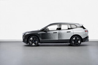 BMW iX Flow Featuring E Ink (Foto: BMW)