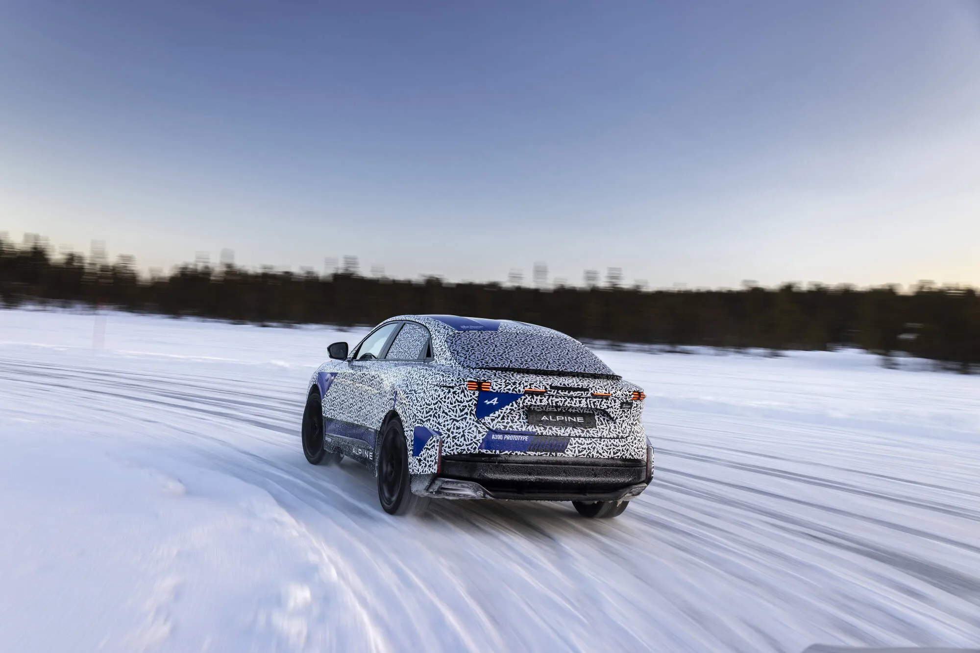 Alpine A390