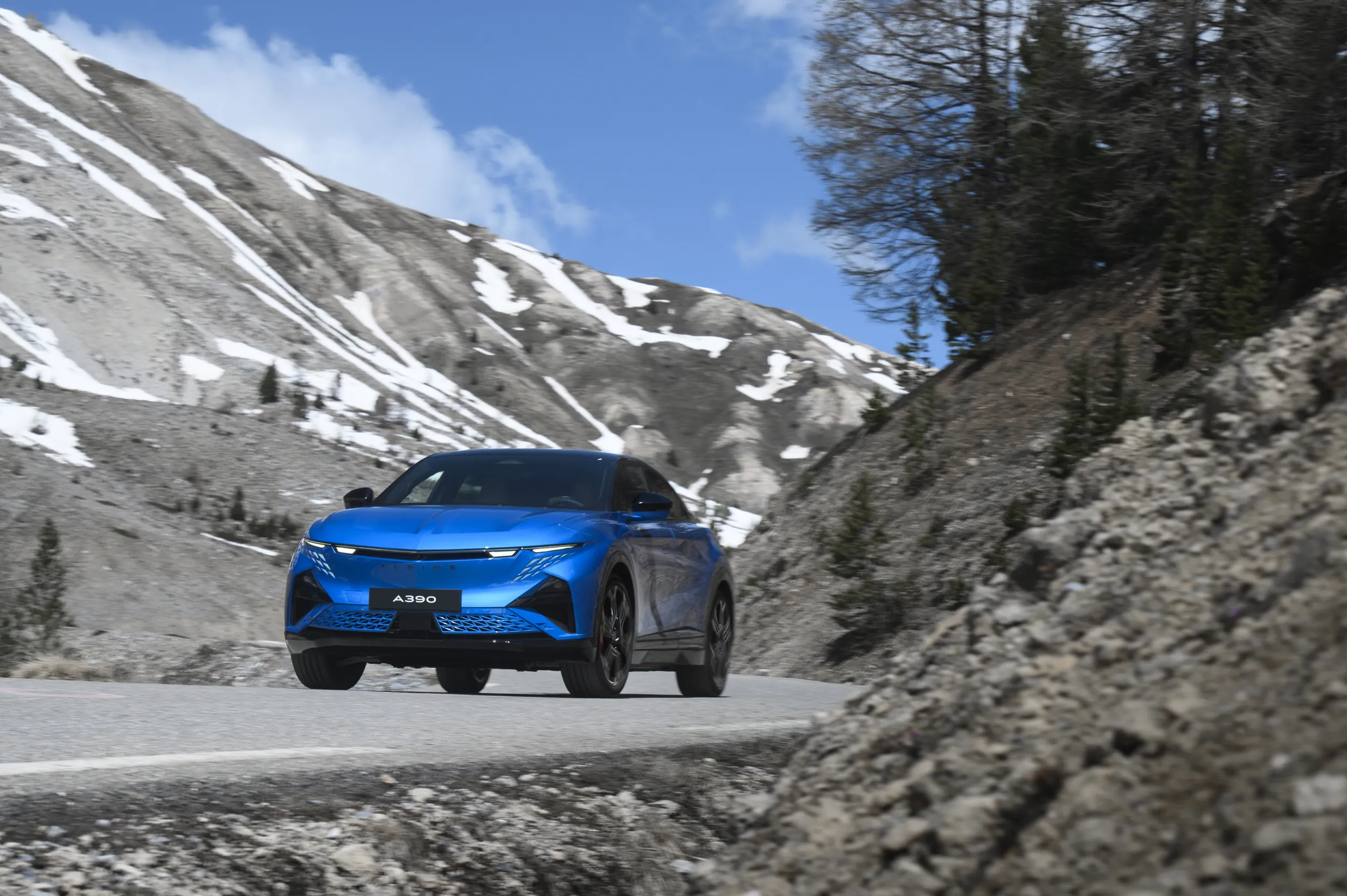 Alpine A390