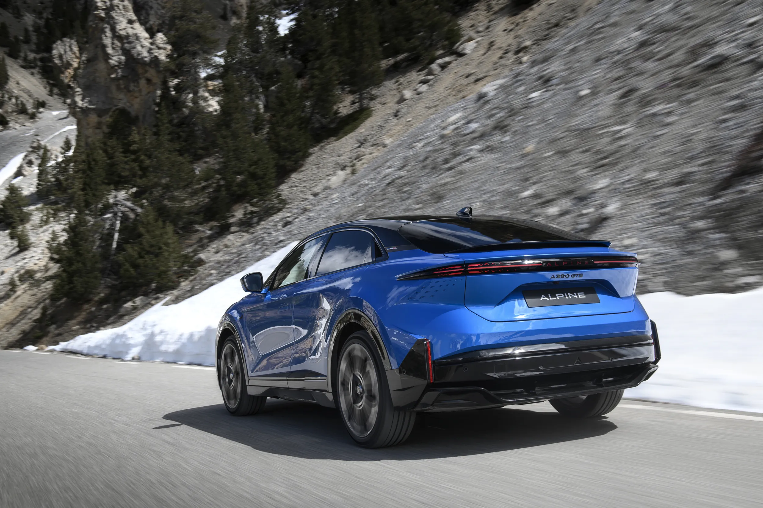 Alpine A390