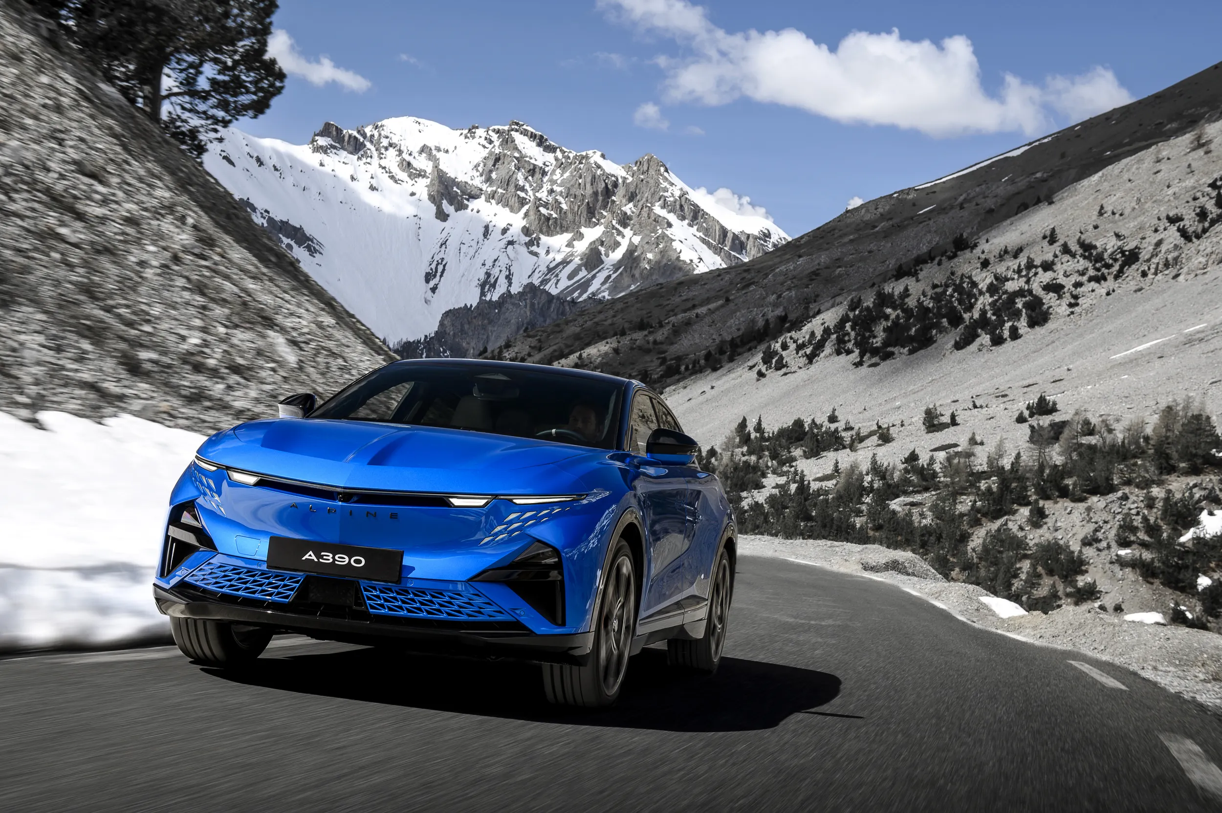 Alpine A390