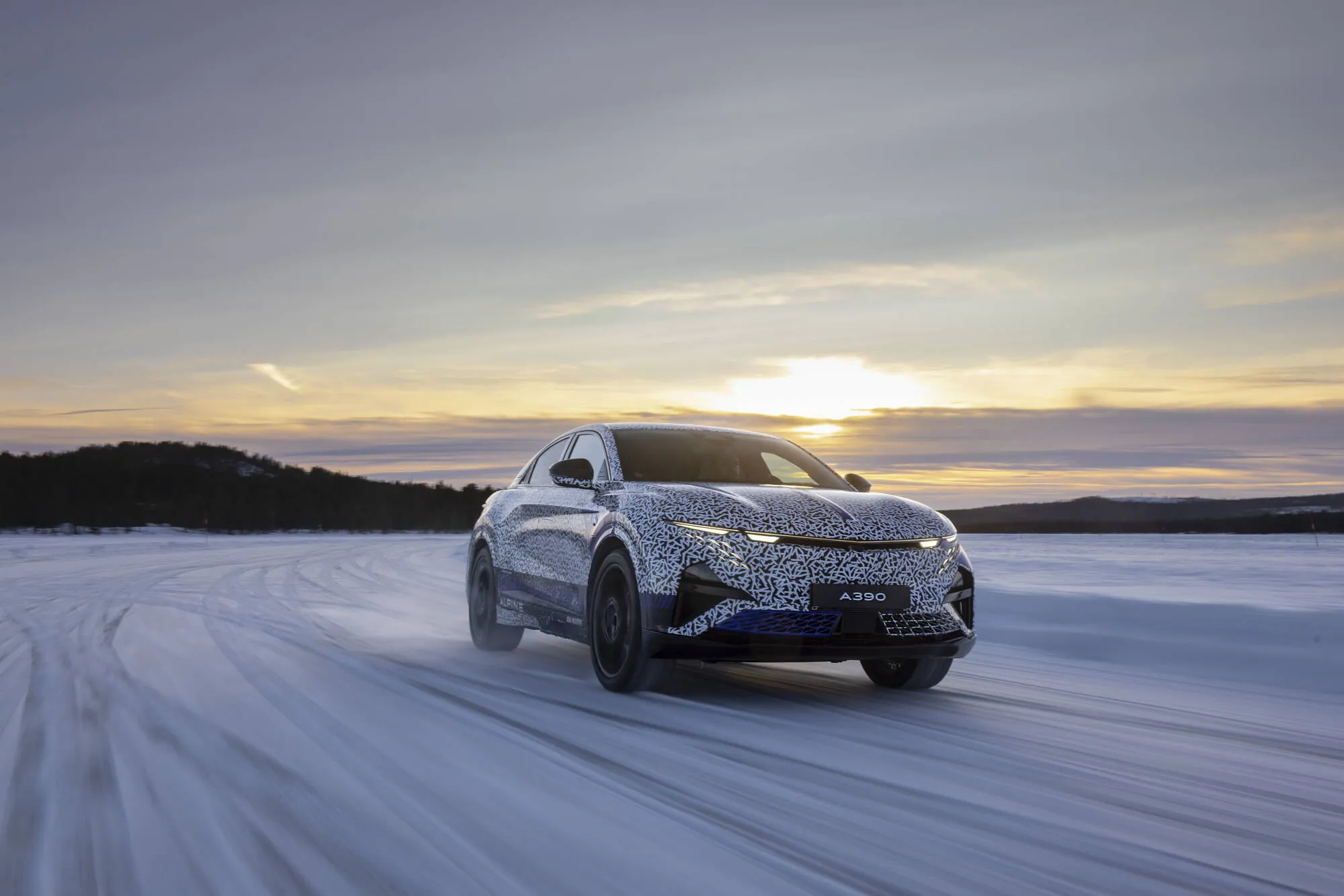 Alpine A390