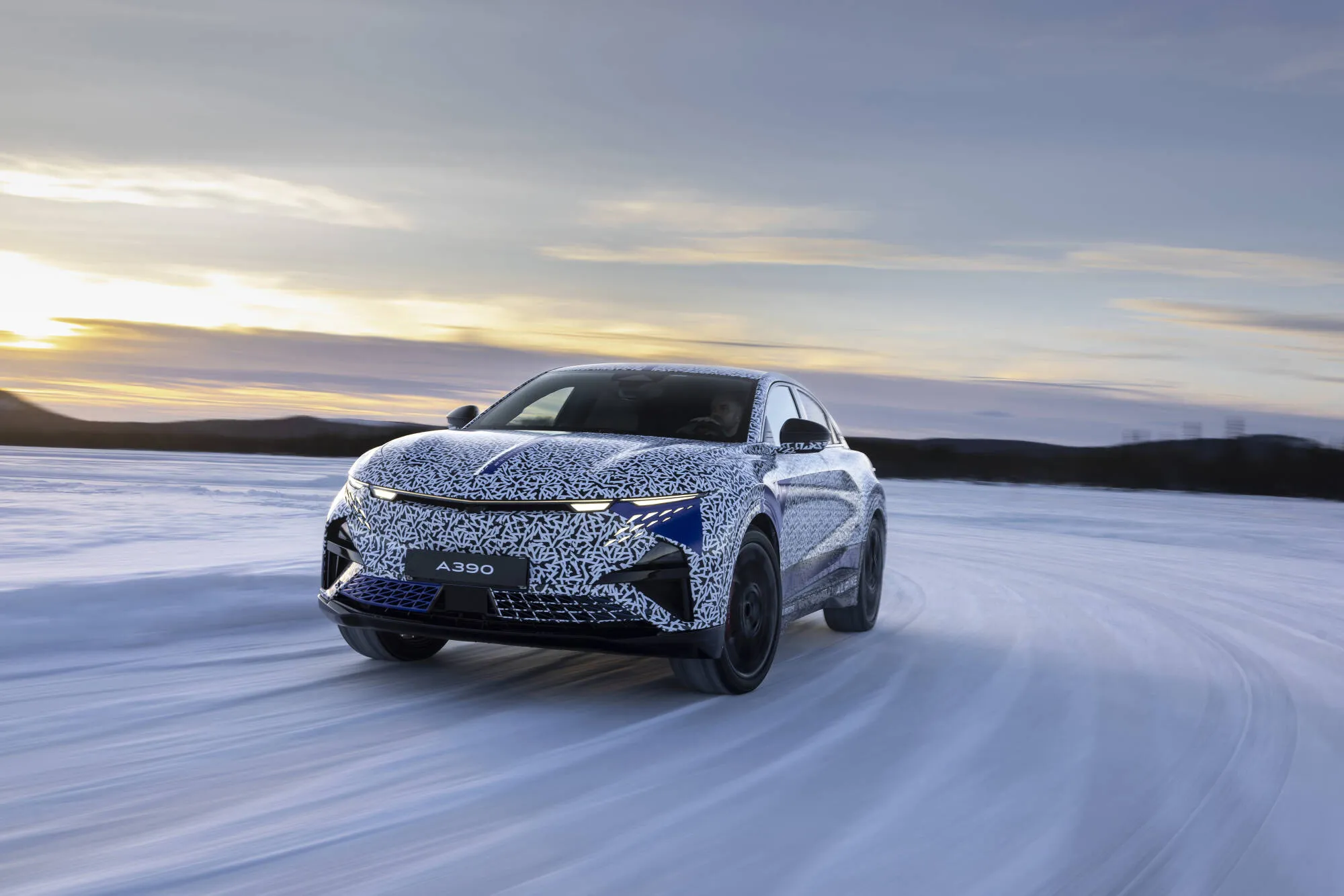 Alpine A390