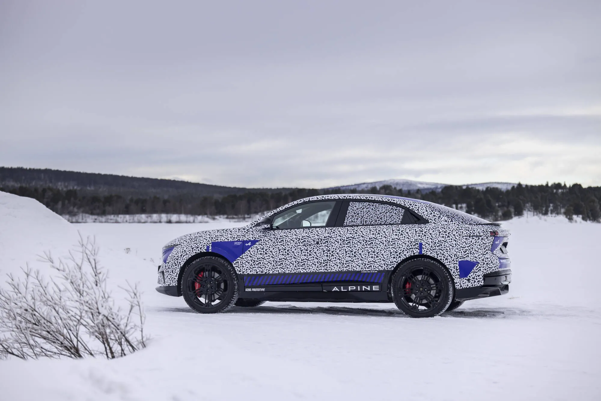 Alpine A390