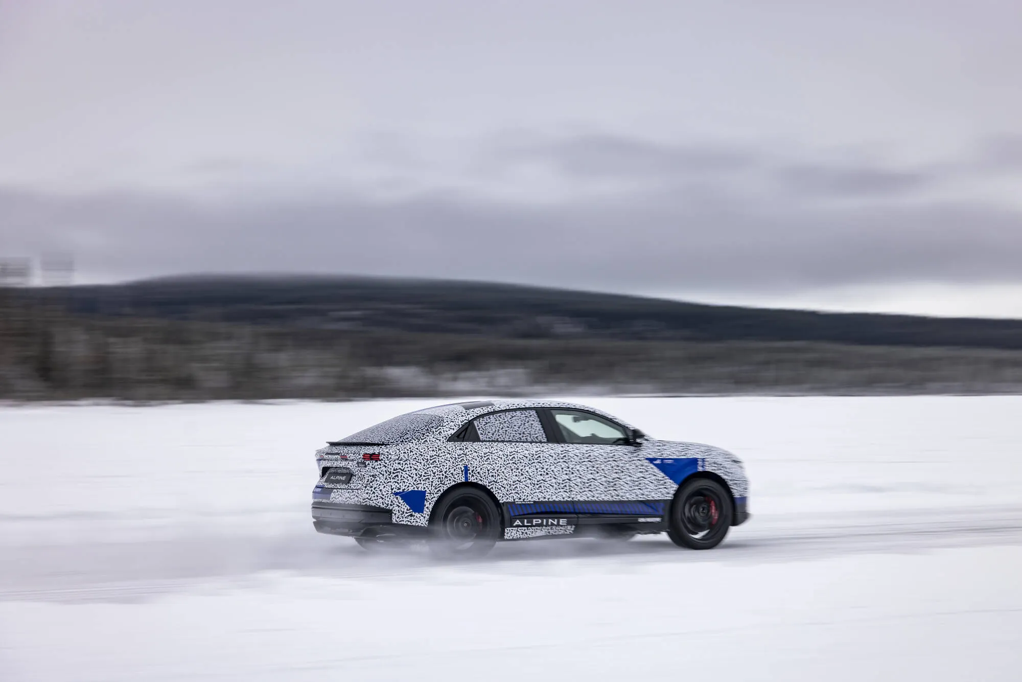 Alpine A390