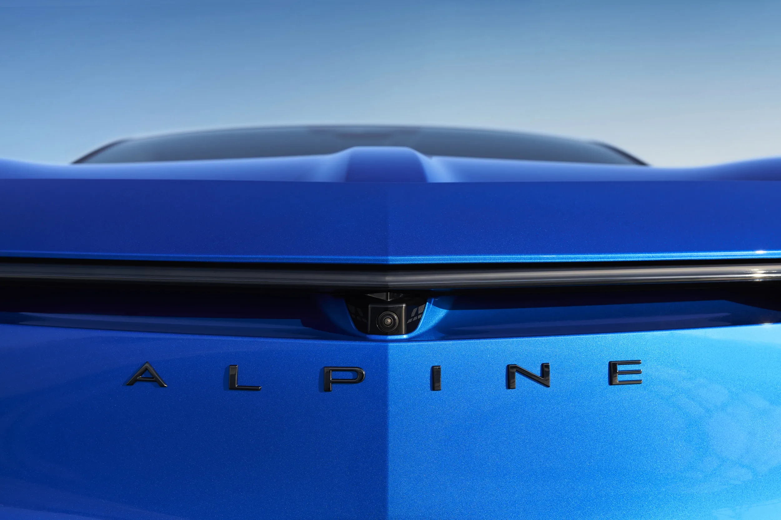 Alpine A390