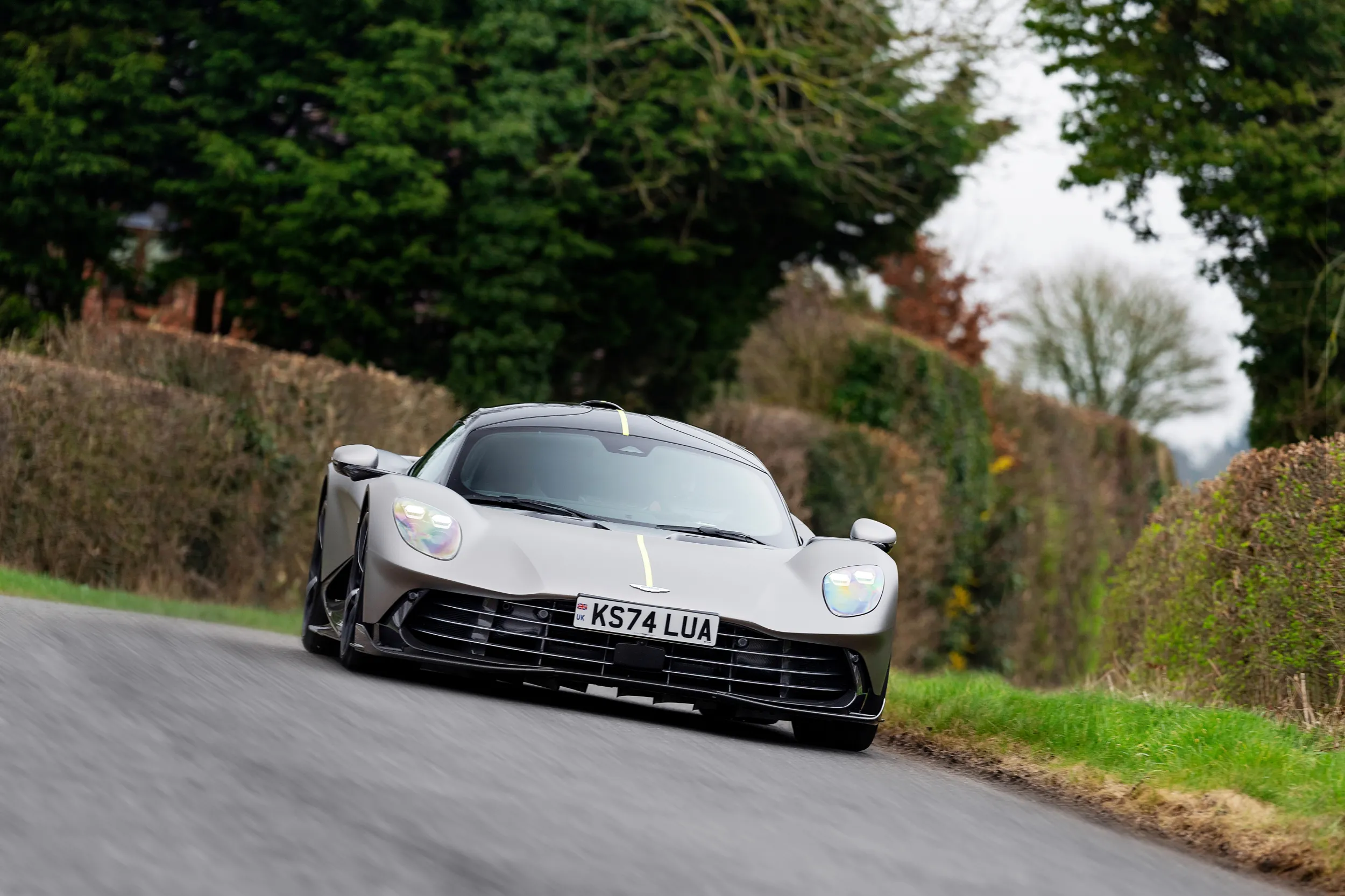 Aston Martin Valhalla