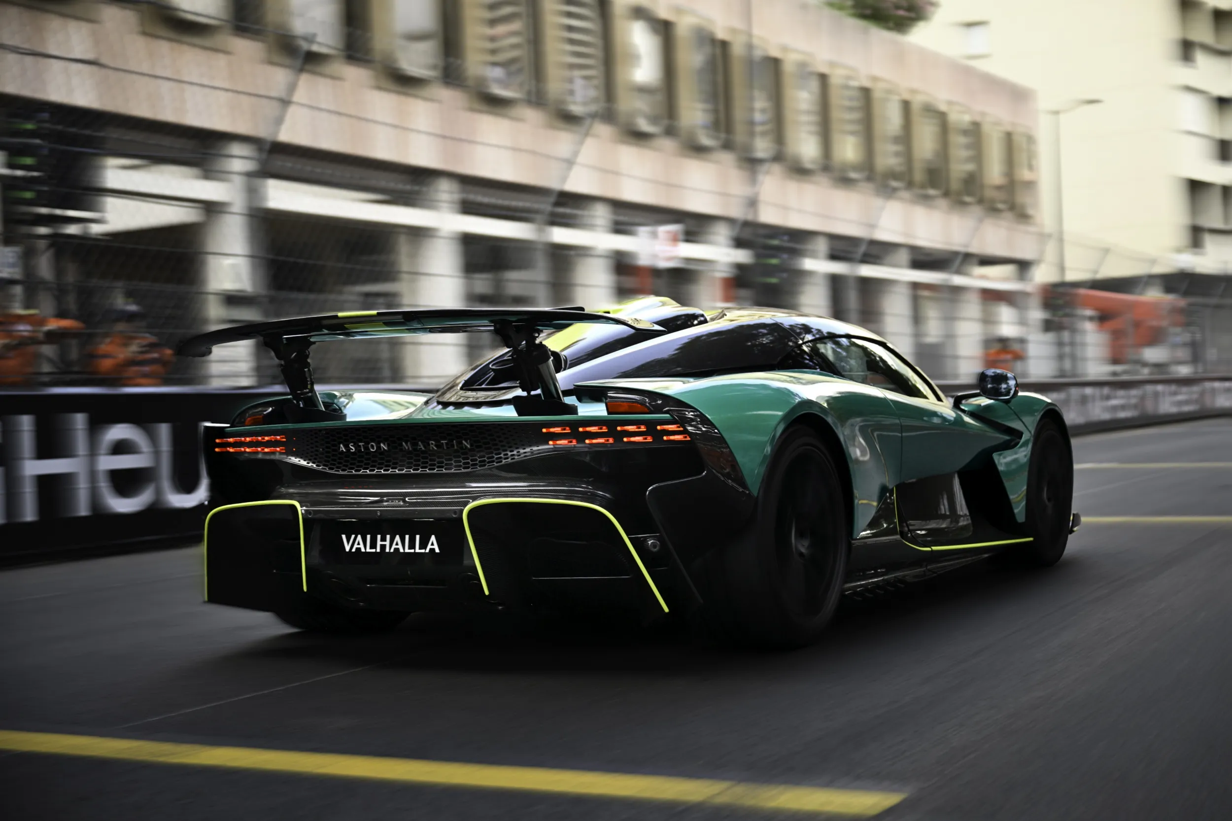 Aston Martin Valhalla