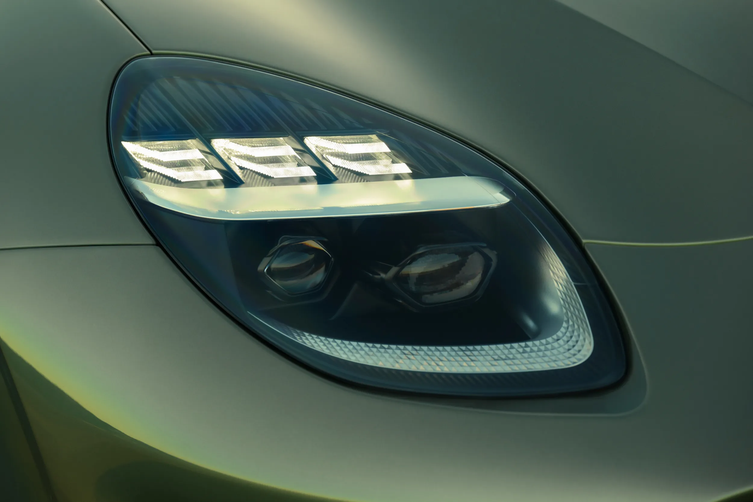 Aston Martin Vanquish Volante