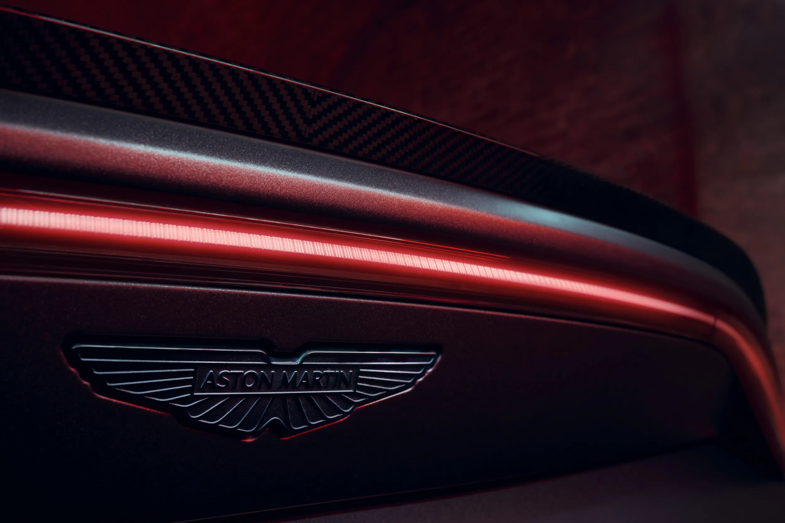 Aston Martin Vantage S