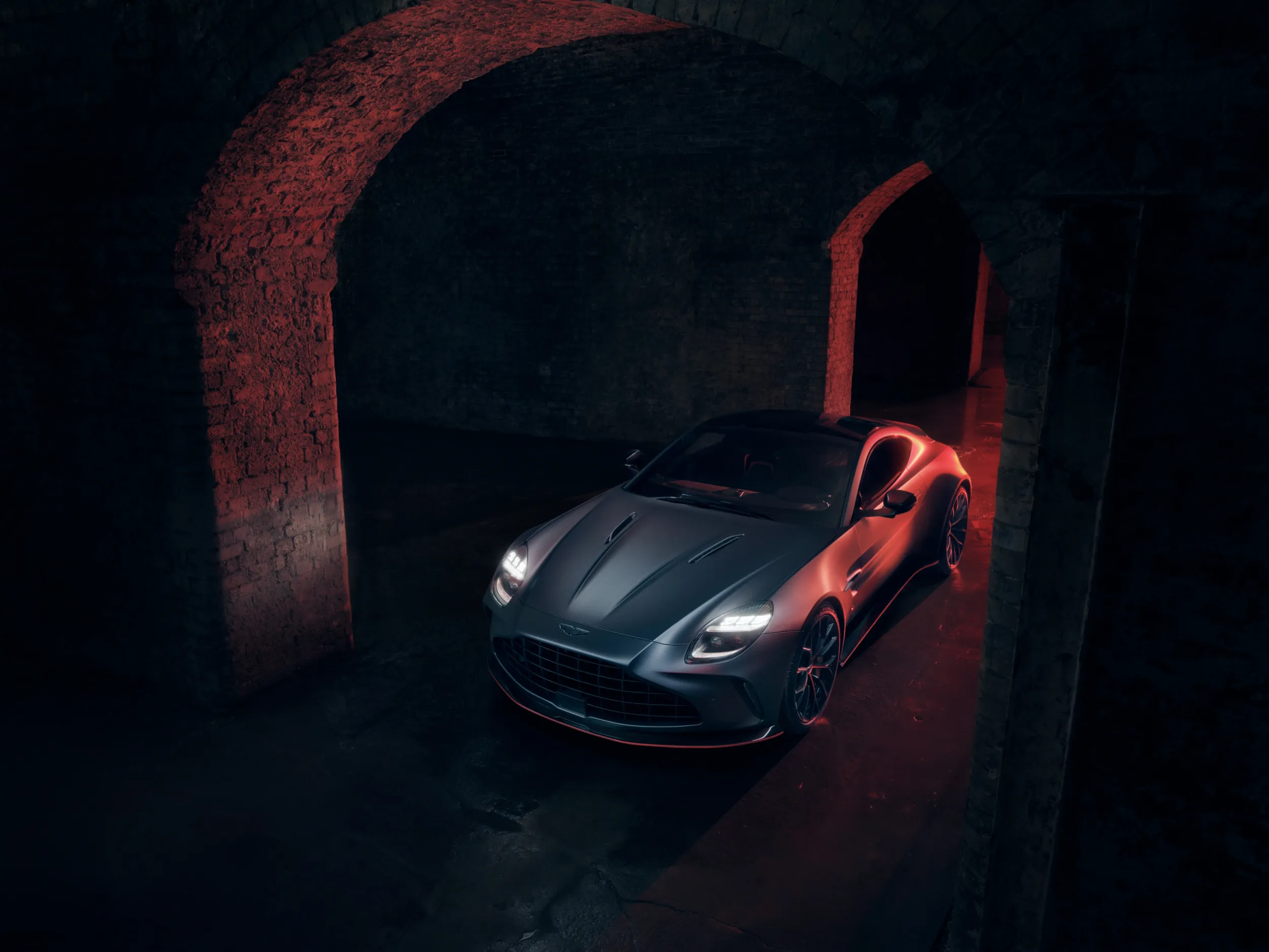 Aston Martin Vantage S