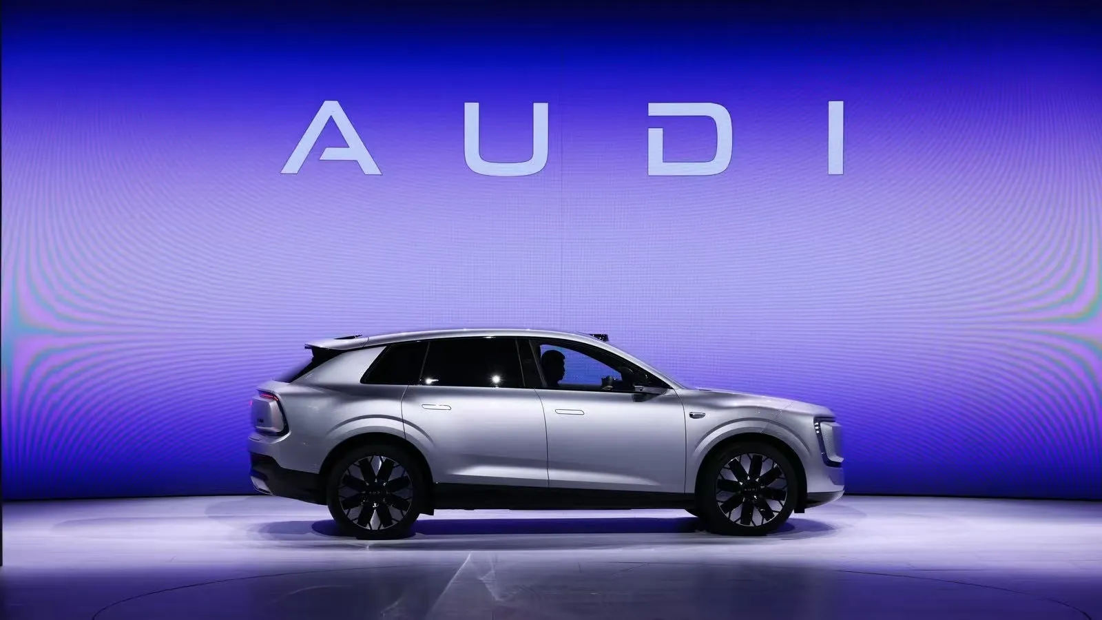 Audi E7X