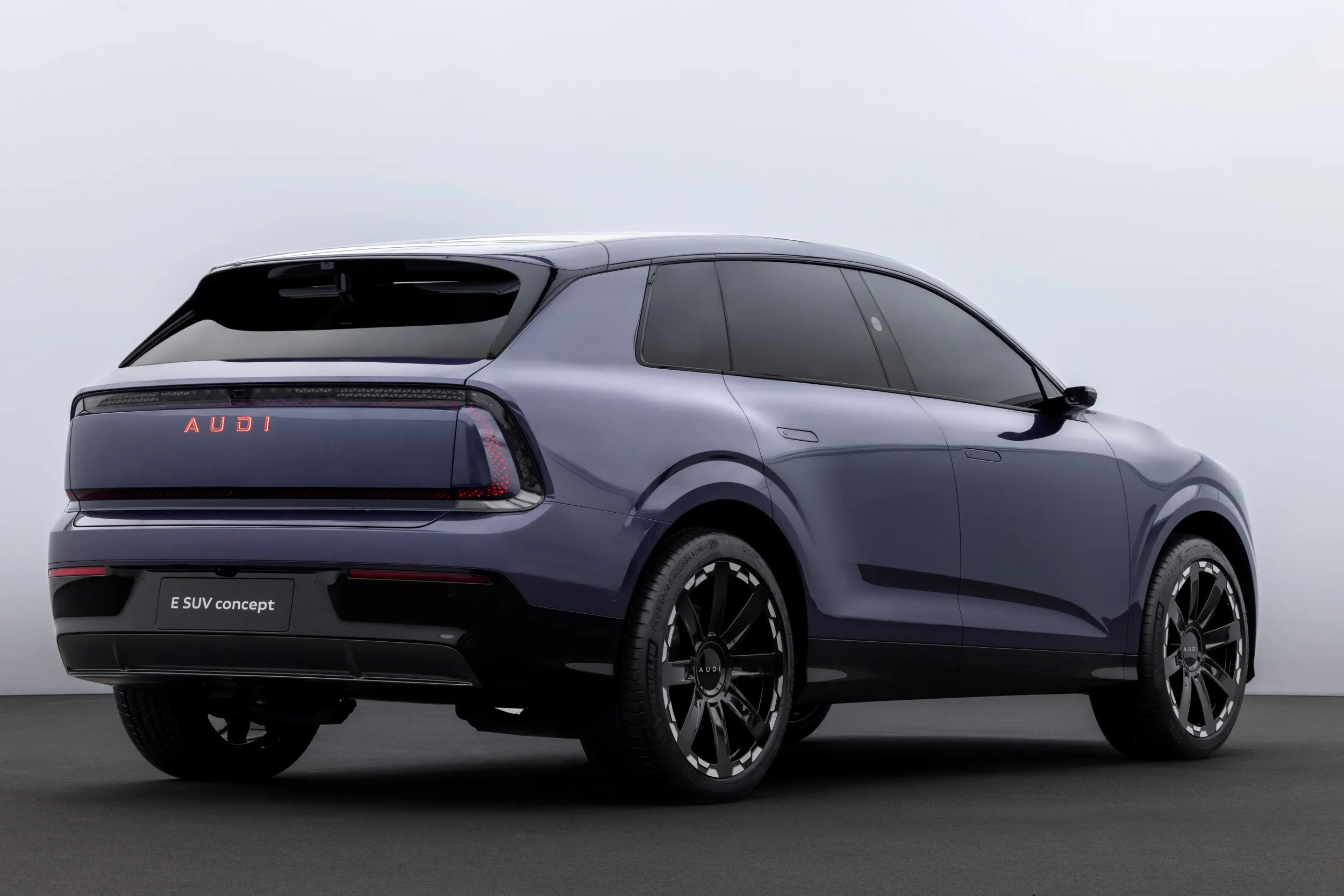 Audi E SUV Concept