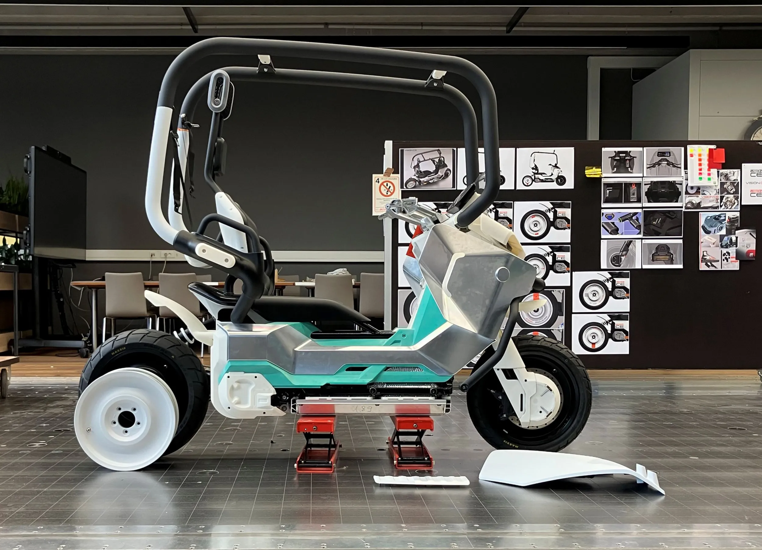 BMW Motorrad Vision CE