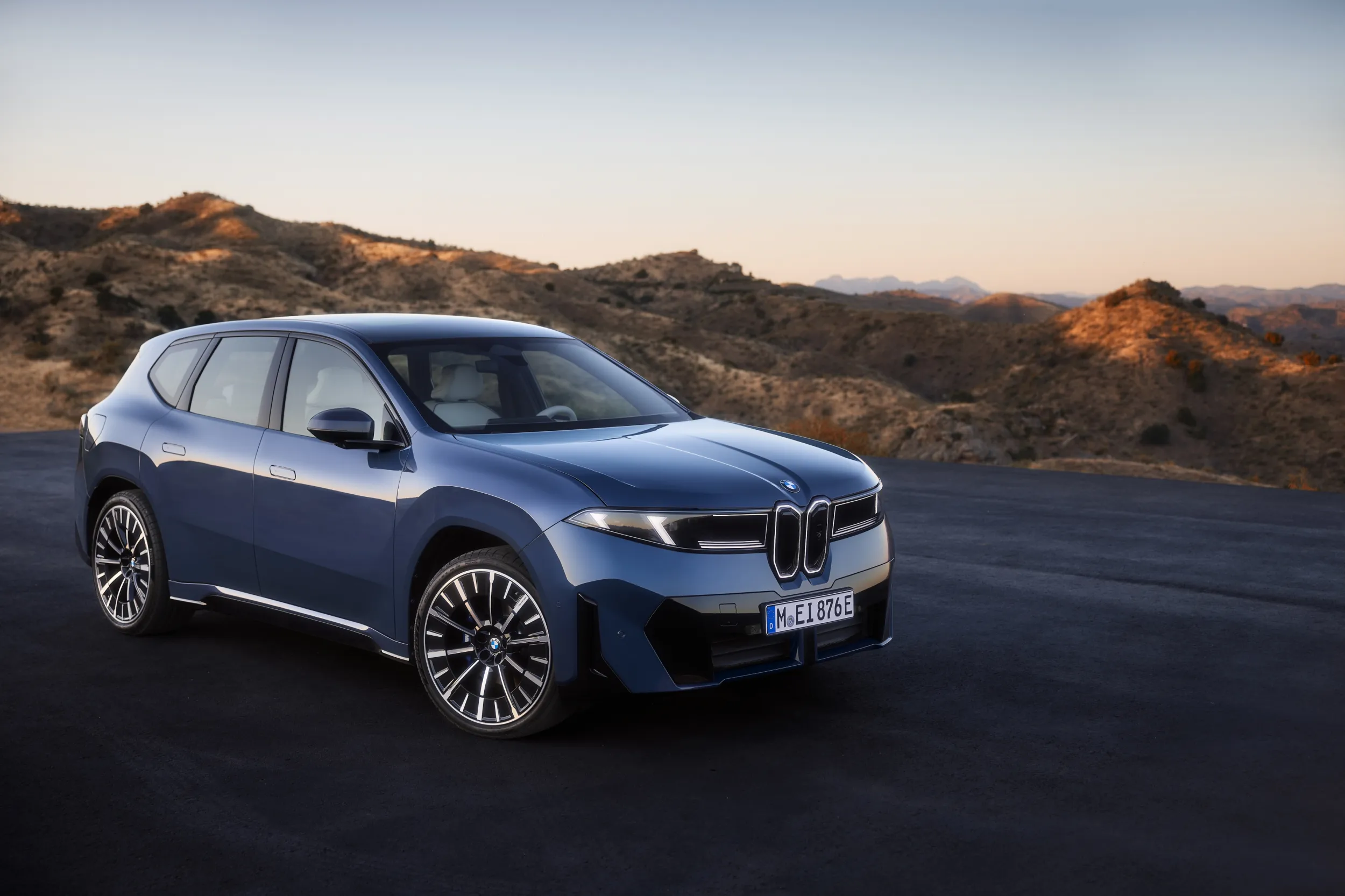 BMW iX3