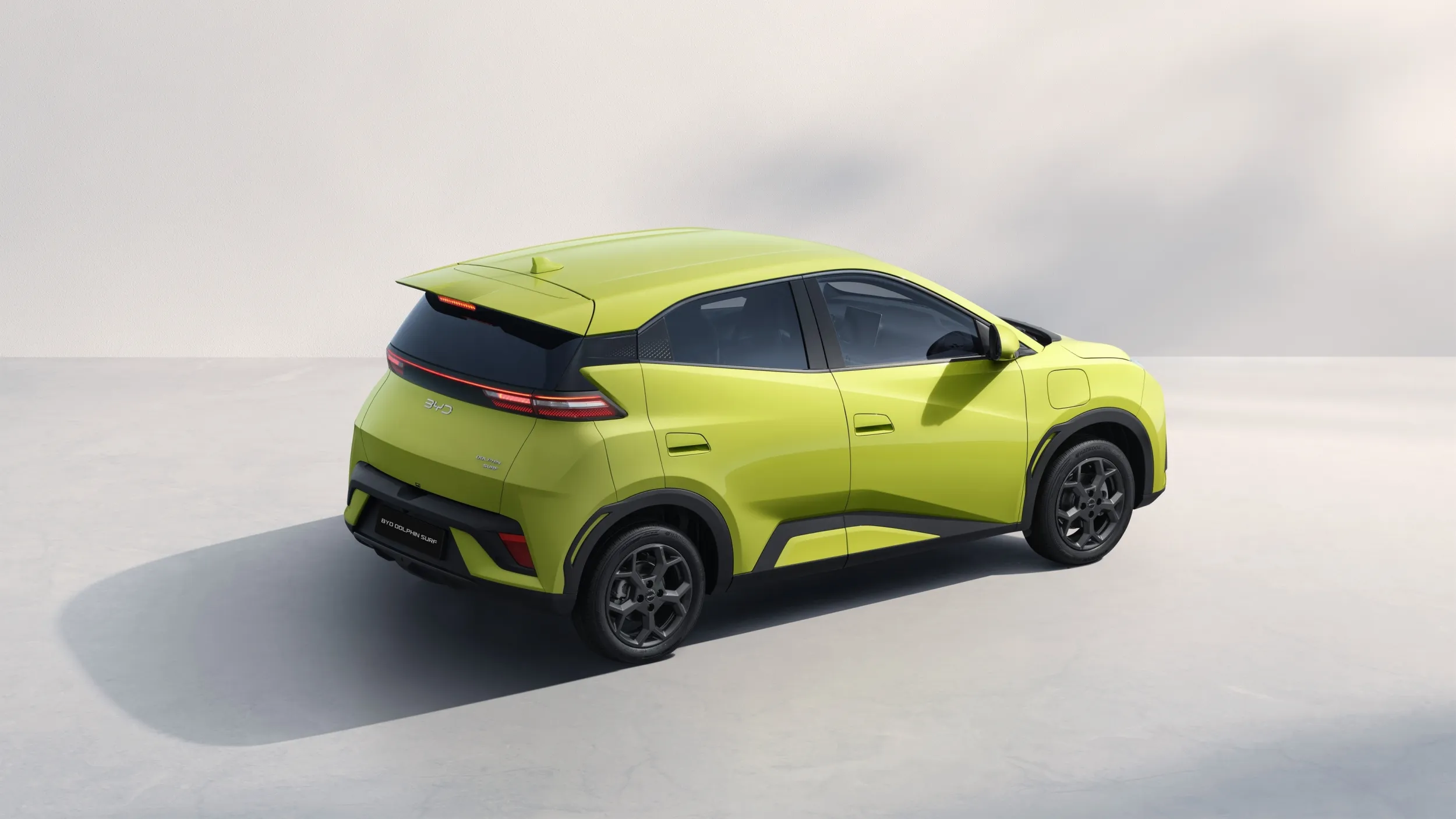 BYD Dolphin Surf