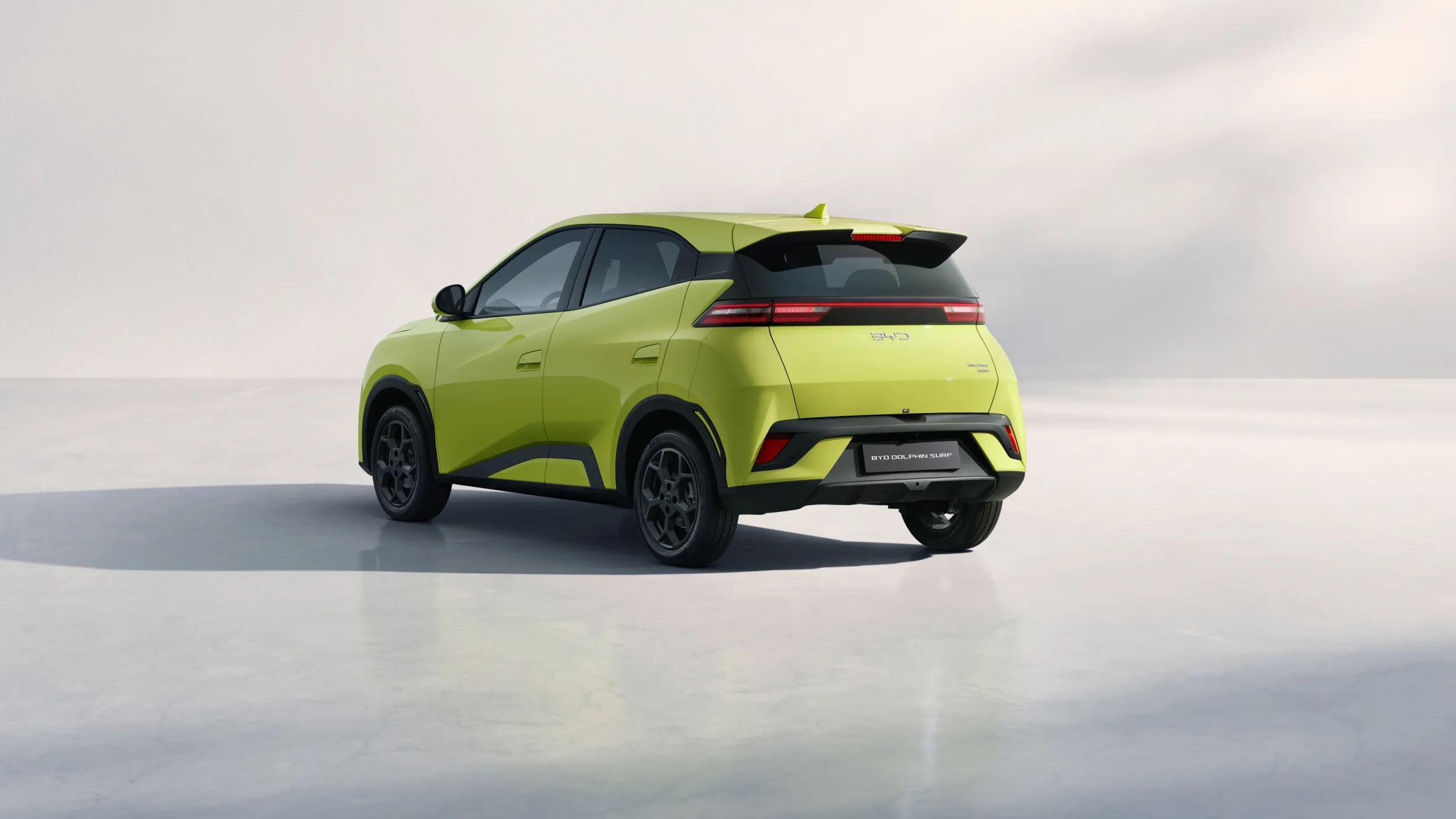 BYD Dolphin Surf