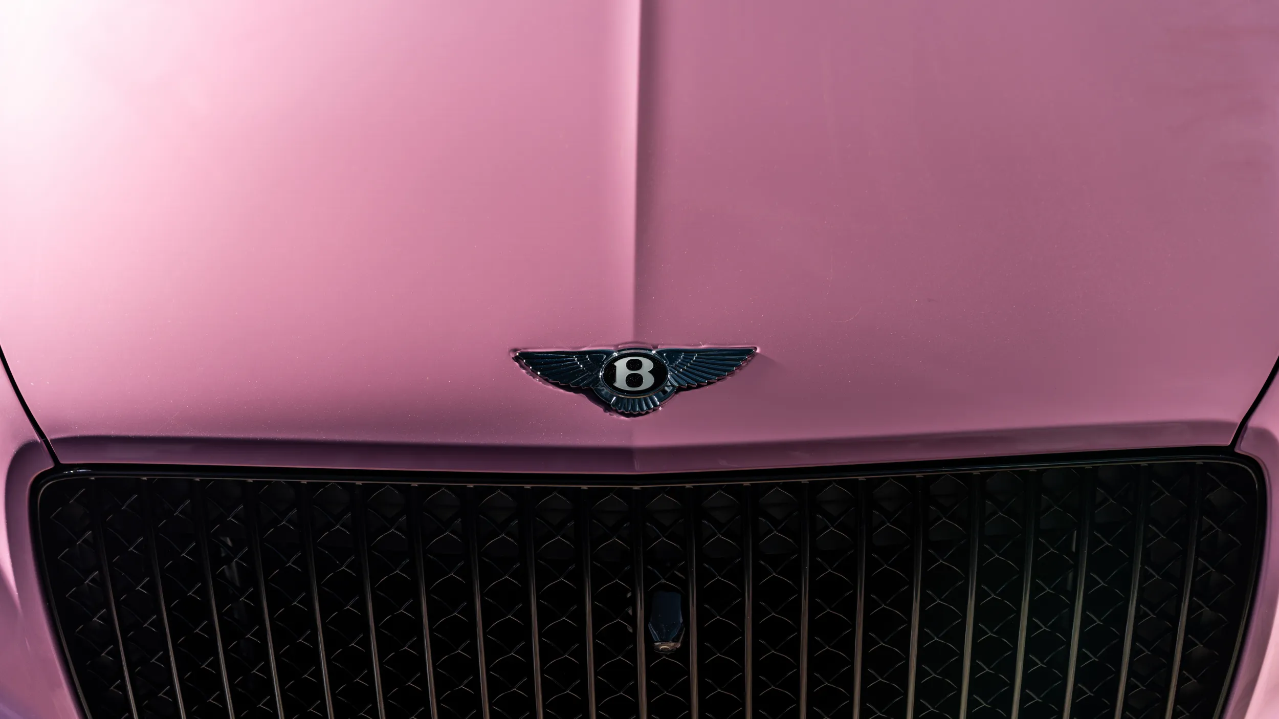 Bentayga EWB Mulliner in Candy Pink