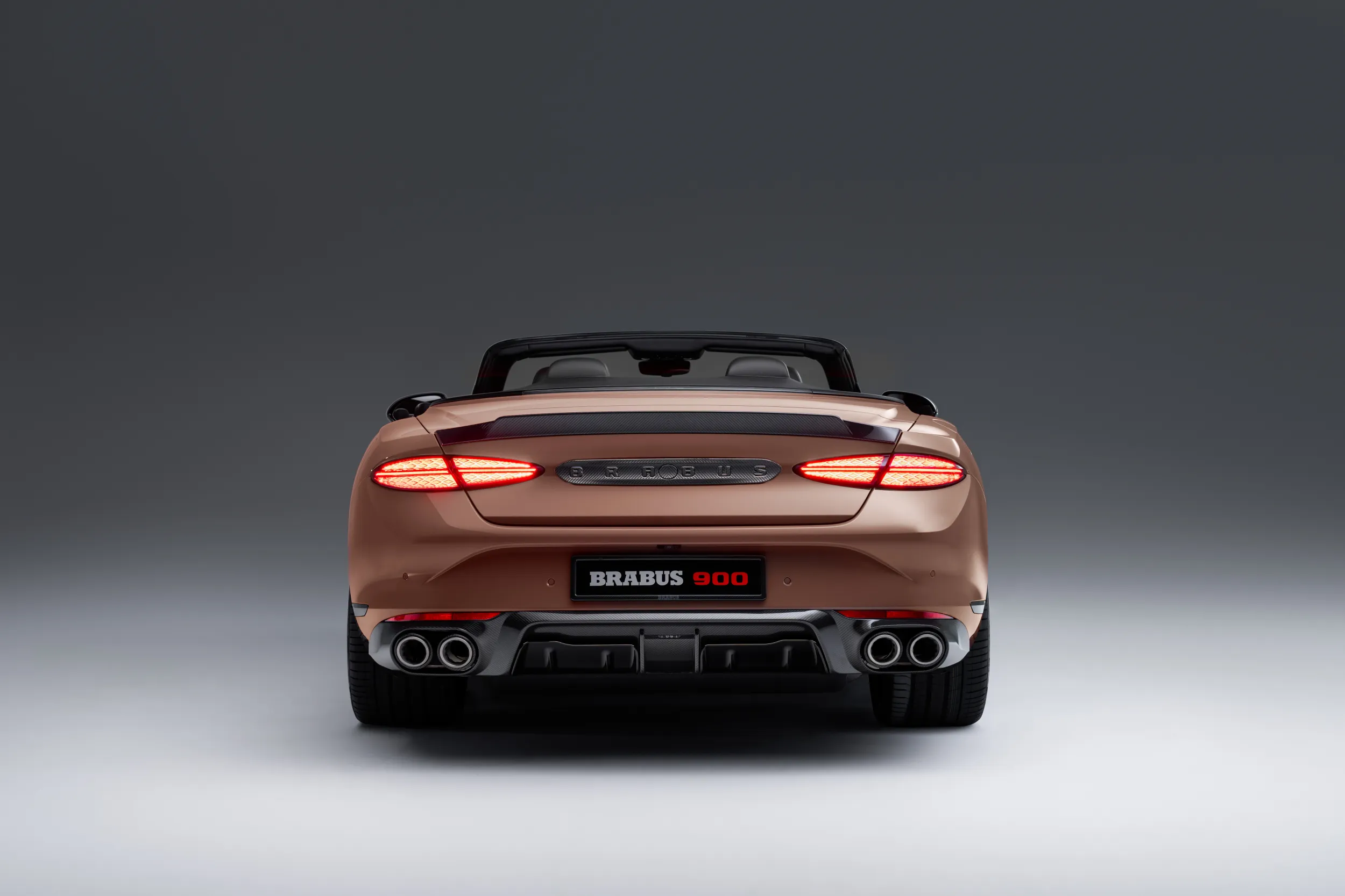 Brabus 900