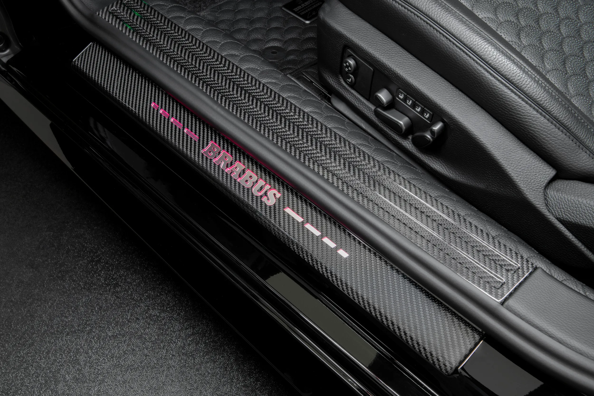 Brabus 900 Superblack