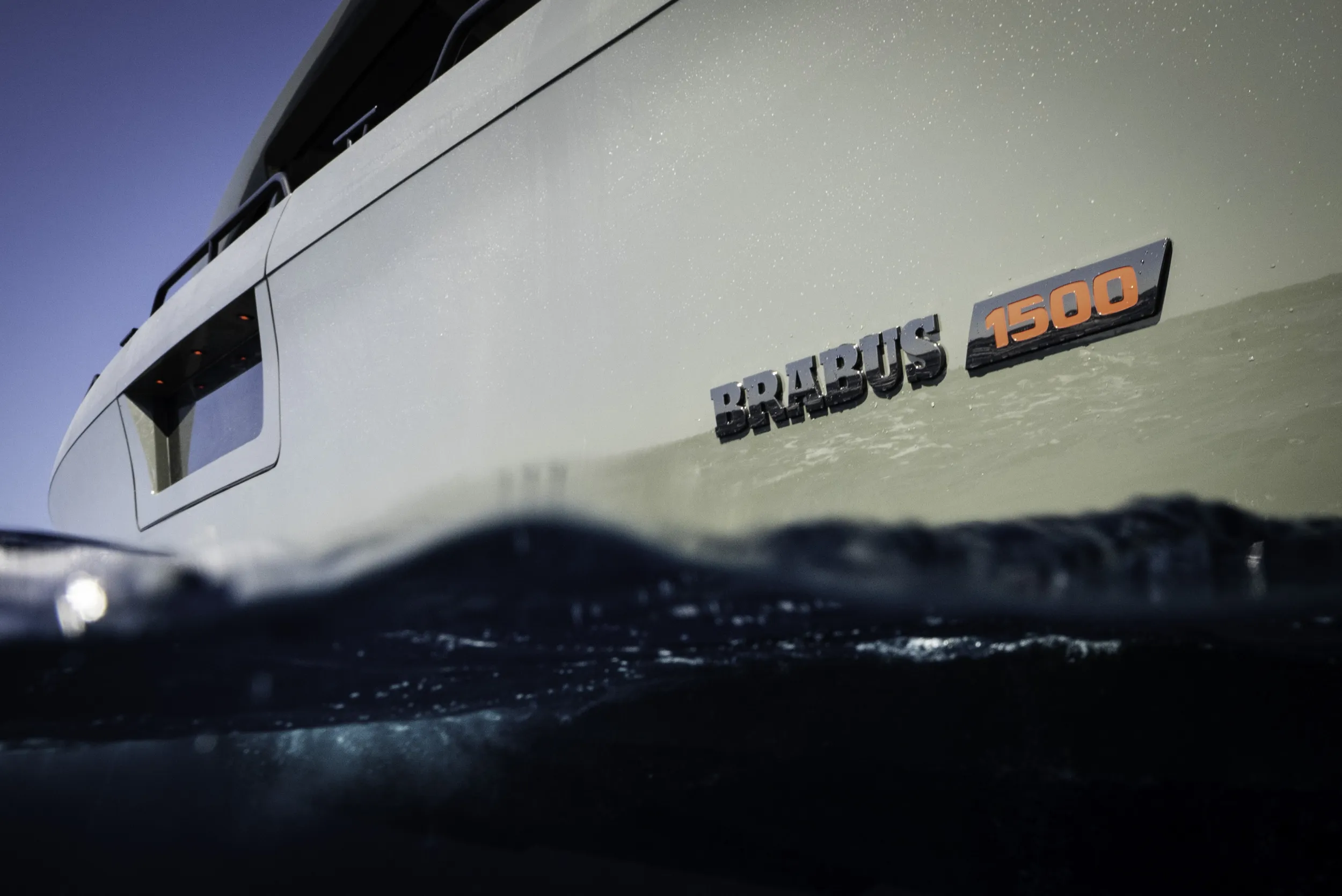 Brabus Shadow 1500 Cross Top Stealth Green Signature Edition