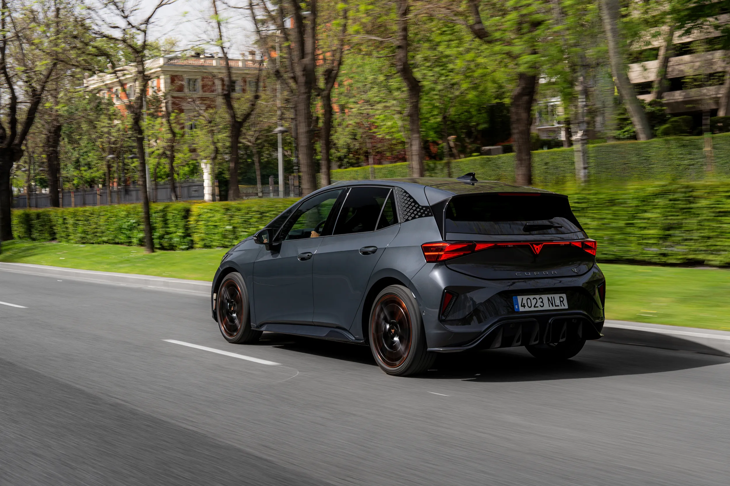 CUPRA Born VZ