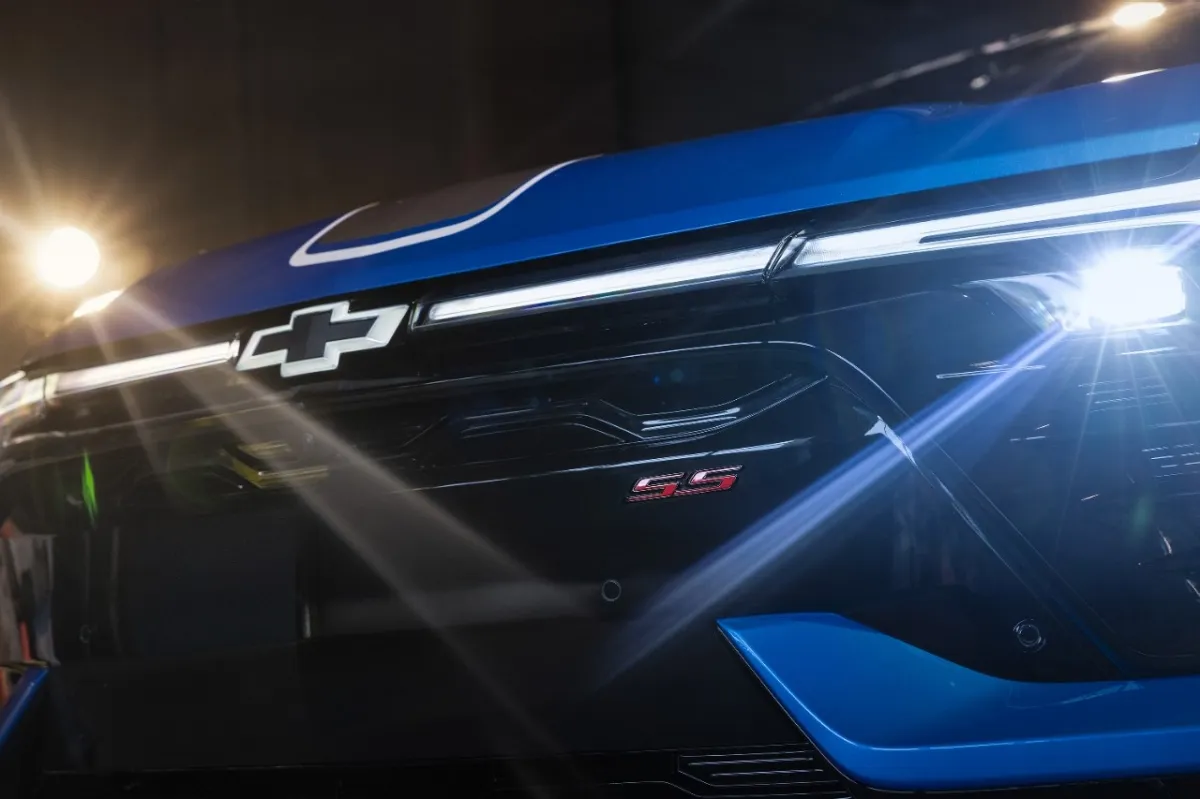 Chevrolet Blazer EV SS pace car