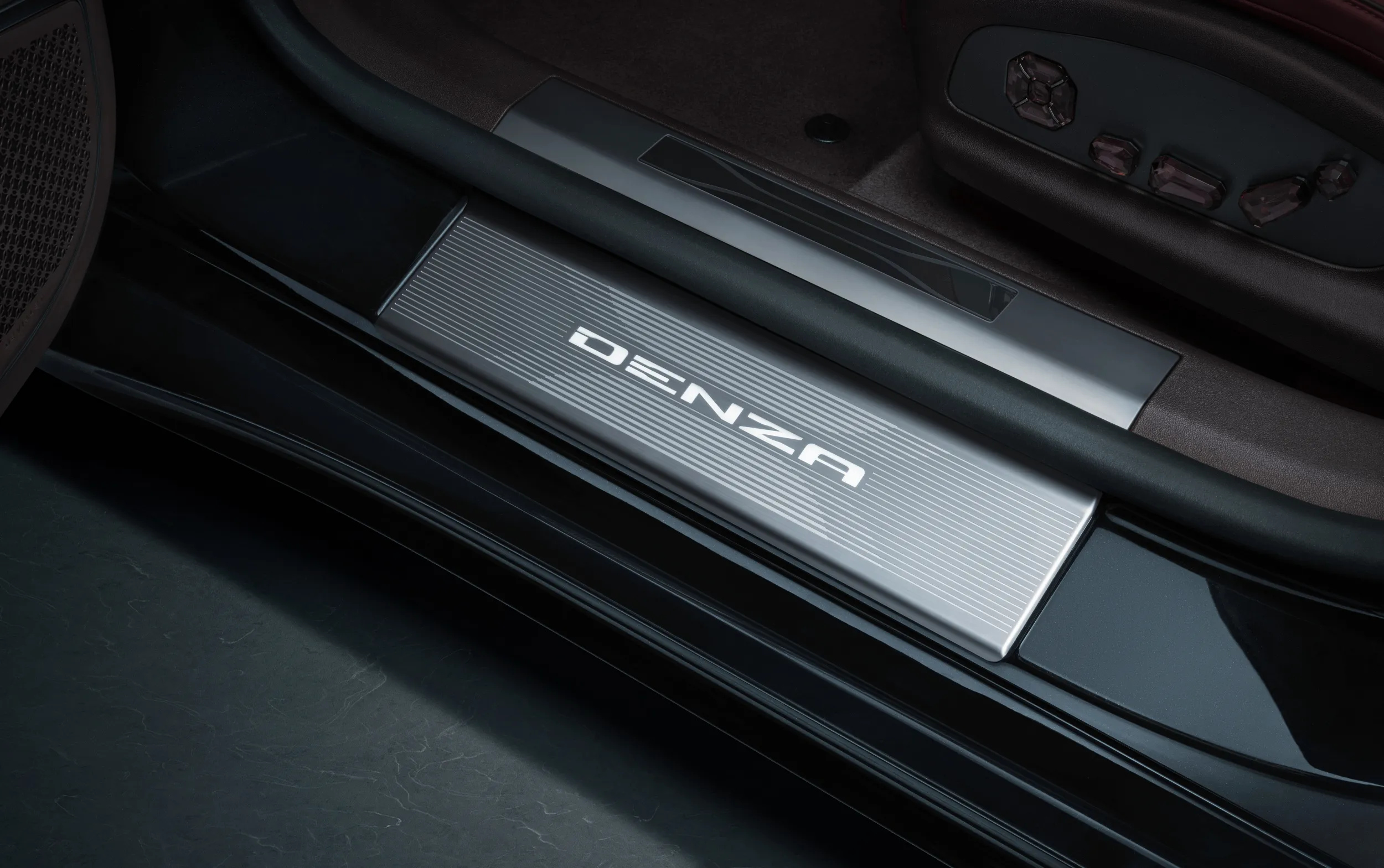 Denza Z9GT