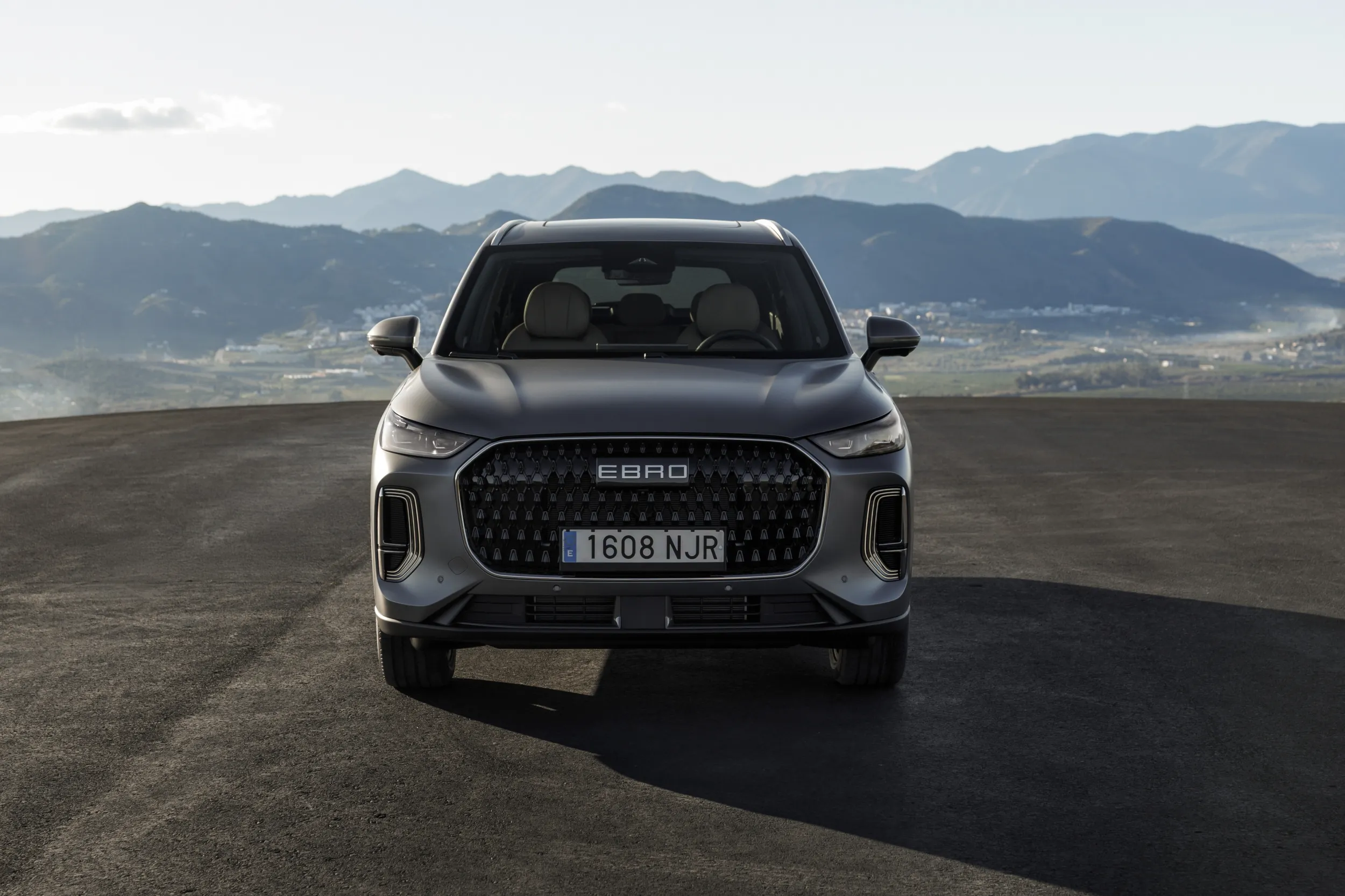 EBRO s900 PHEV 4x4