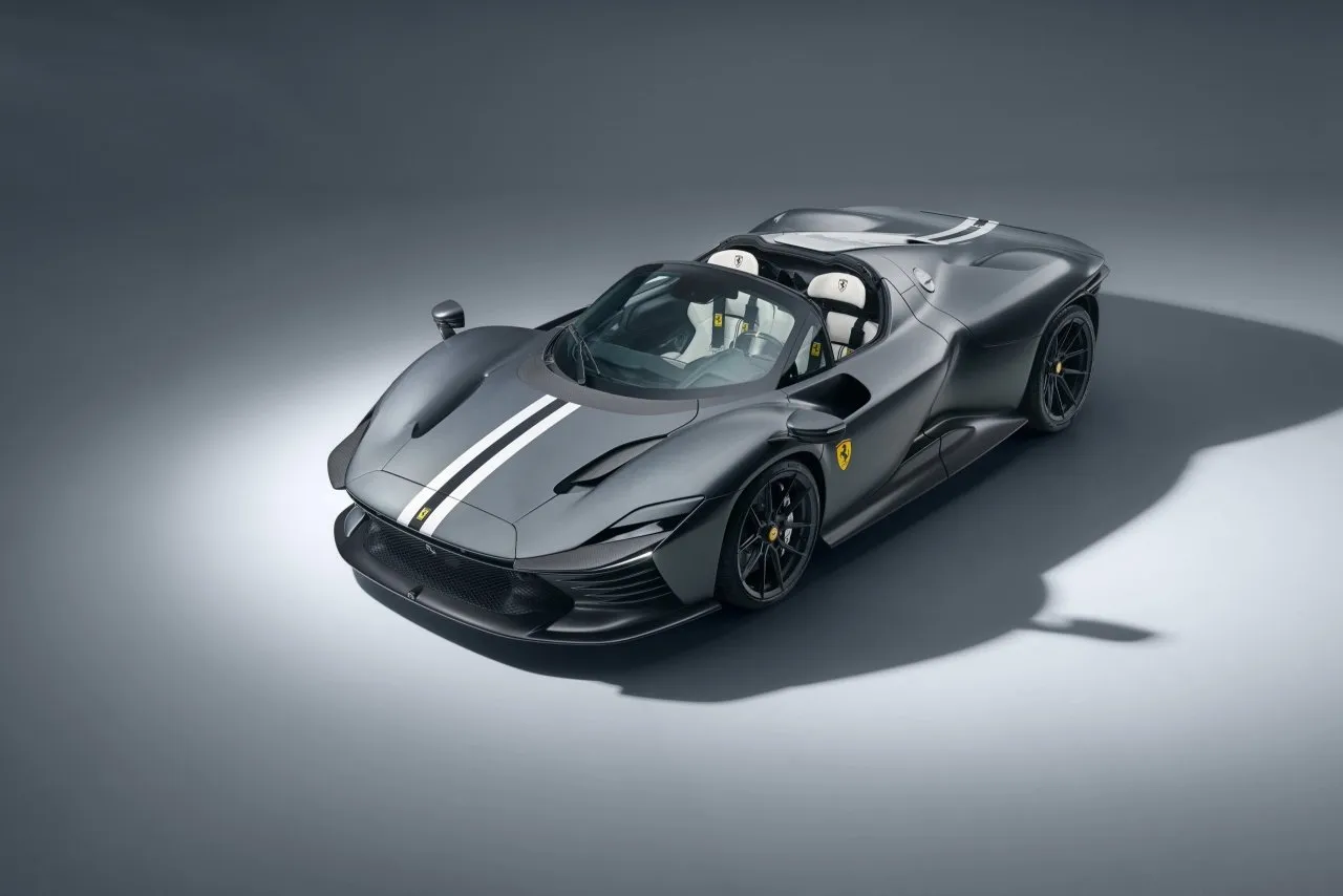 Ferrari 812 Competizione by Novitec