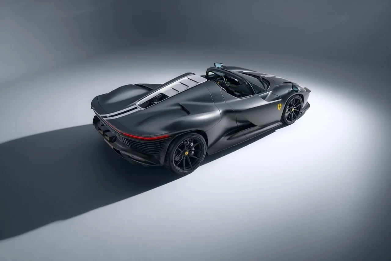 Ferrari 812 Competizione by Novitec