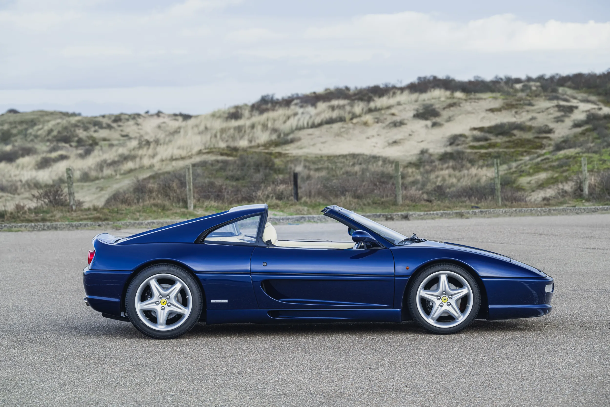 Ferrari F355 GTS