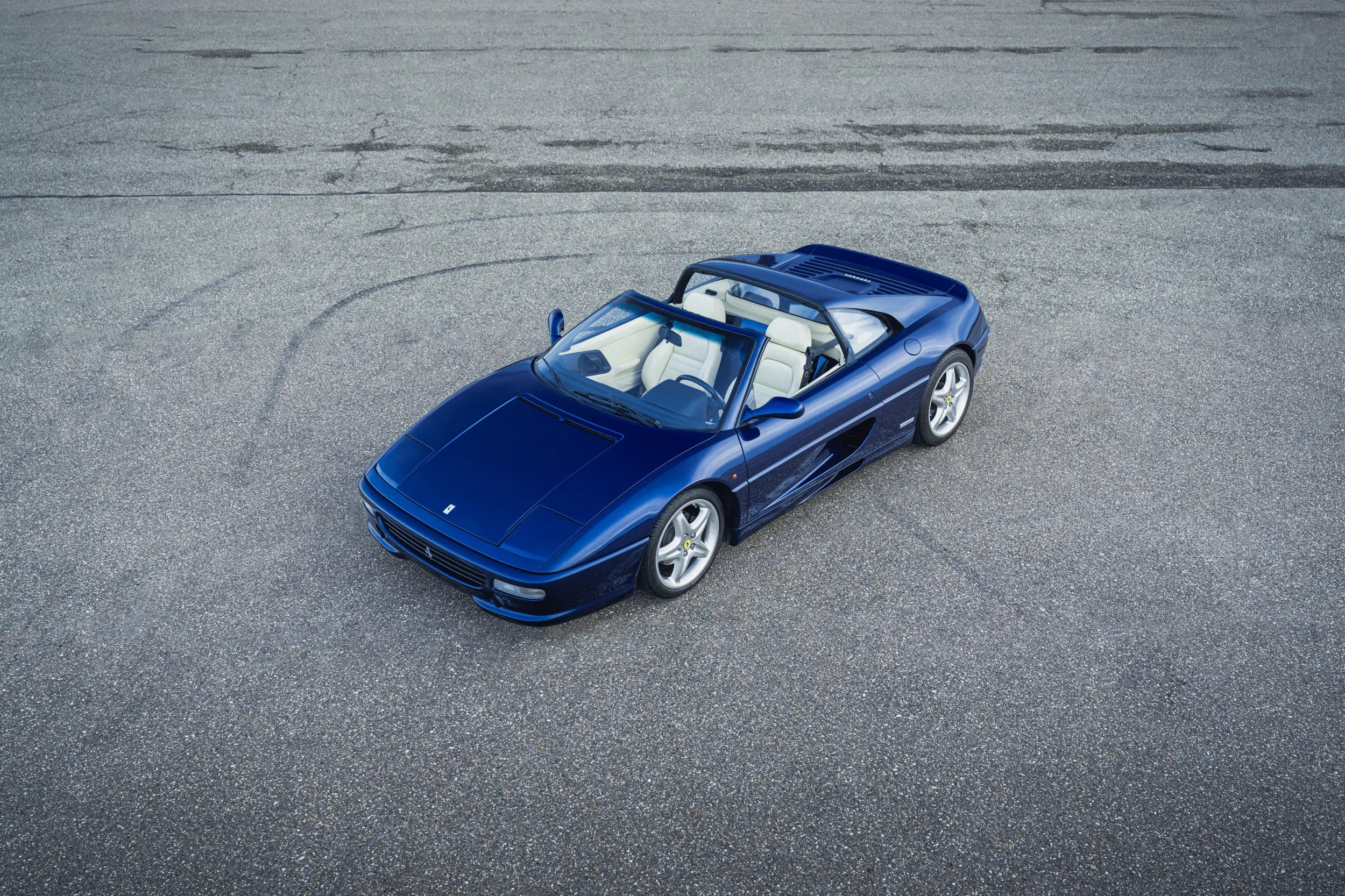 Ferrari F355 GTS